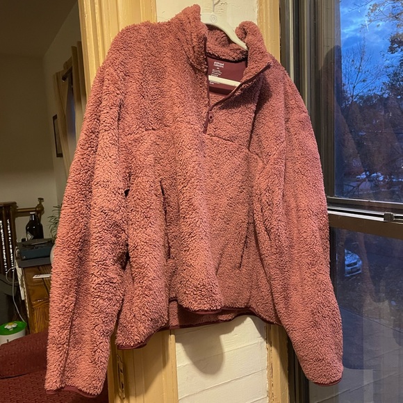 girlfriend collective teddy half-zip fleece pullover - Picture 2 of 5